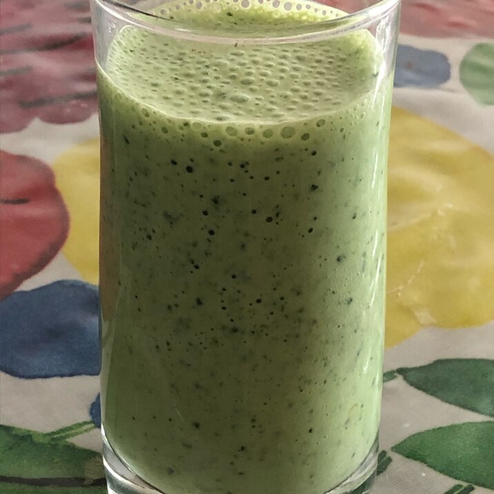 酵素たっぷり 甘酒小松菜スムージー レシピ 作り方 By わがままだいすき 楽天レシピ